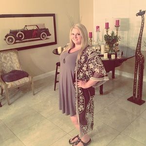 Meet your Posher, Holly